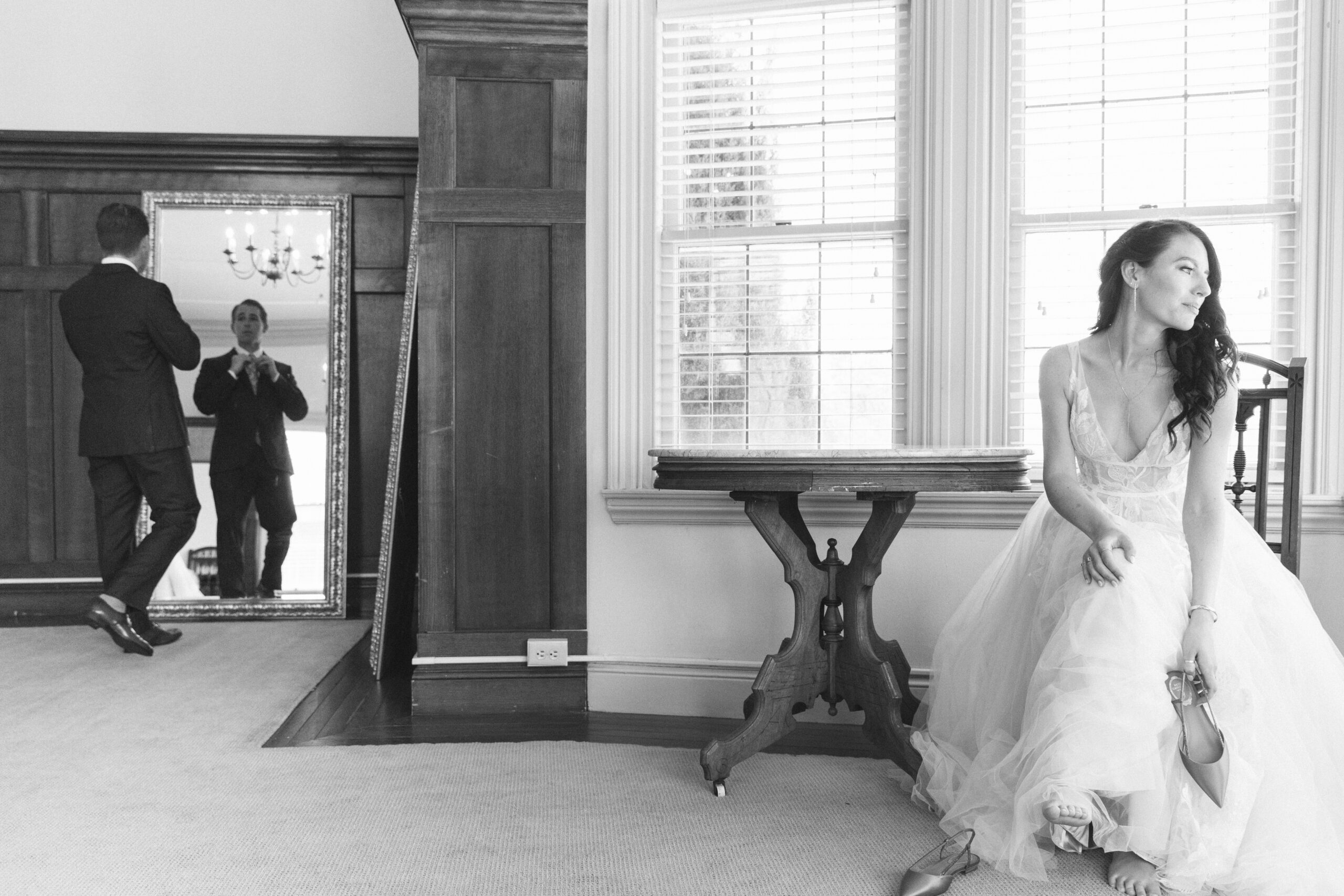 San Francisco Kohl Mansion Colorful City Wedding black and white photo bride and groom getting ready